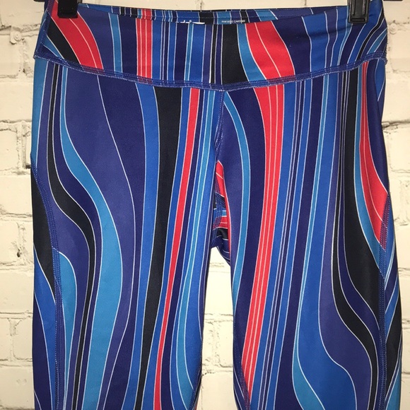 Speedo capris all over print XS - Picture 2 of 7